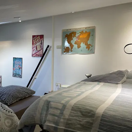 Loft Exceptionnel à Avec Jacuzzi Extérieur L été Et Infrarouge Casa de Férias